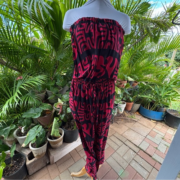Hula Bay Red and Black Strapless aloha print Jumpsuit like new! - Picture 1 of 8